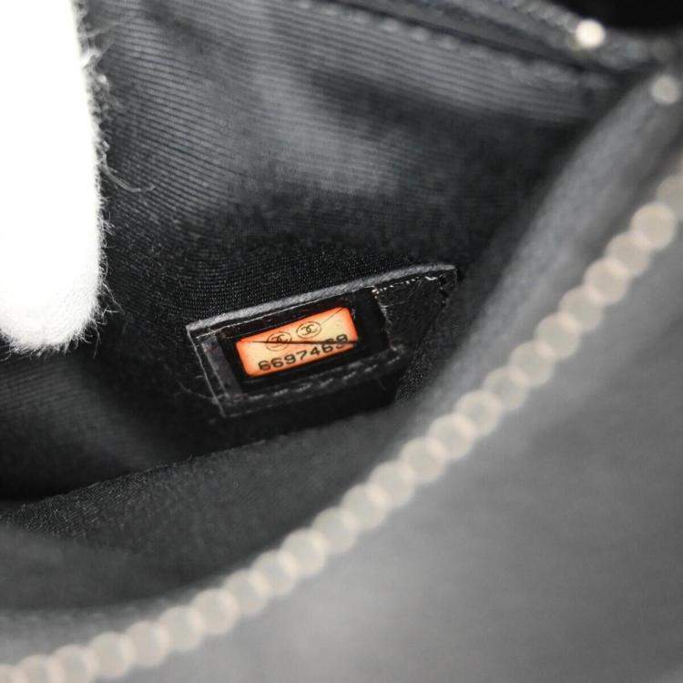 Pre Owned Chanel Black Calfskin Medallion Tote Handbag