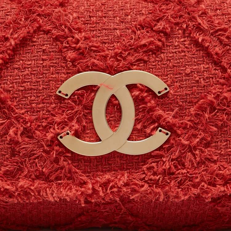 Pre Owned Chanel Red Diamond Stitch Tweed Maxi Nature Flap Bag                  