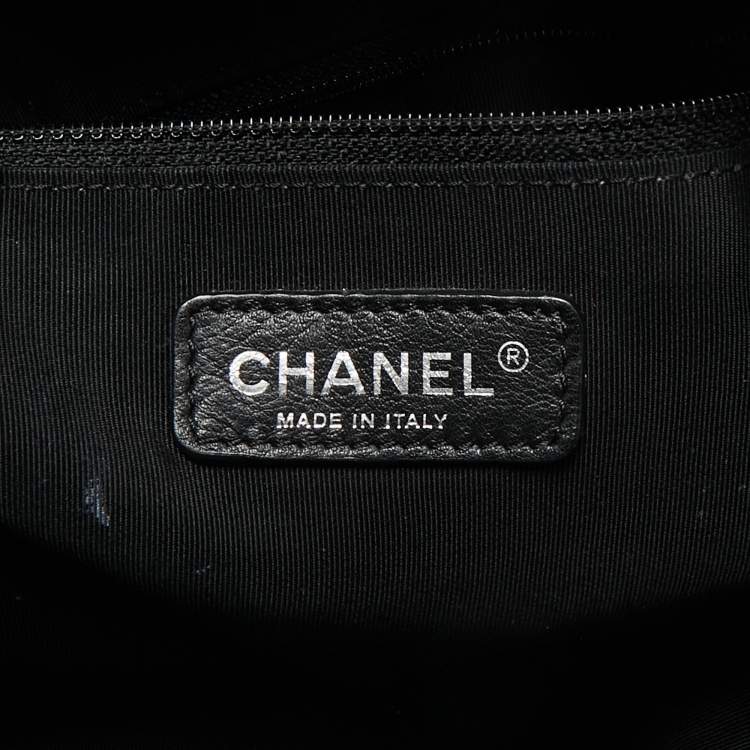 Pre Owned Chanel Silver Coated Nylon 31 Rue Cambon Graphic Drawstring Tote