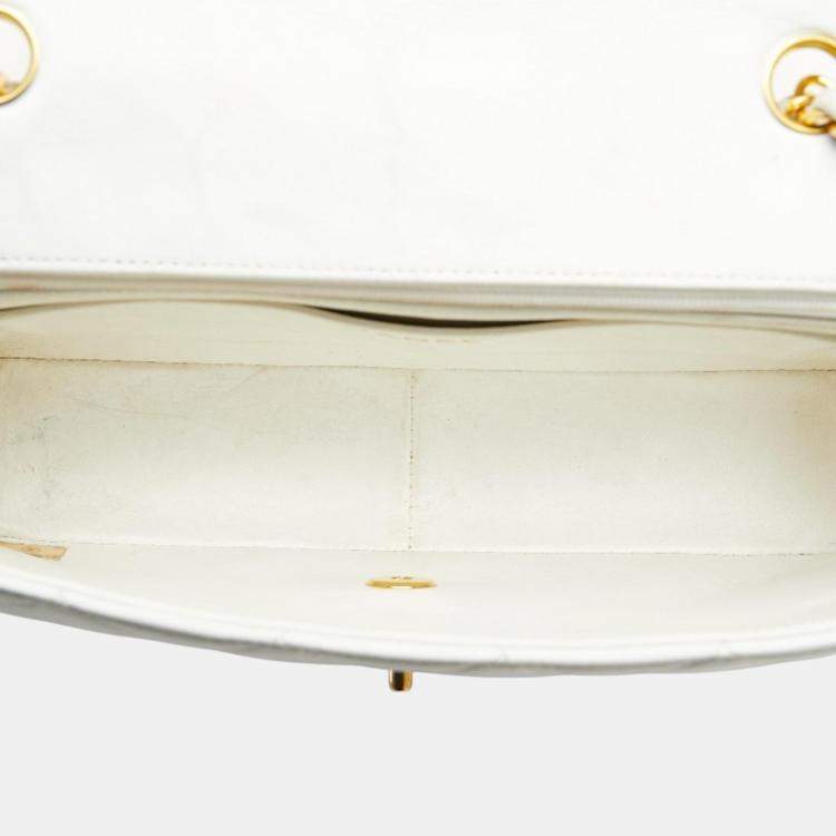 Pre Owned Chanel White Black Bicolor Lambskin Matelasse 25 Coco Mark Diana Chain Shoulder Bag