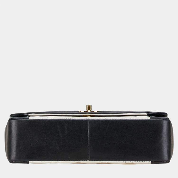 Pre Owned Chanel White Black Bicolor Lambskin Matelasse 25 Coco Mark Diana Chain Shoulder Bag