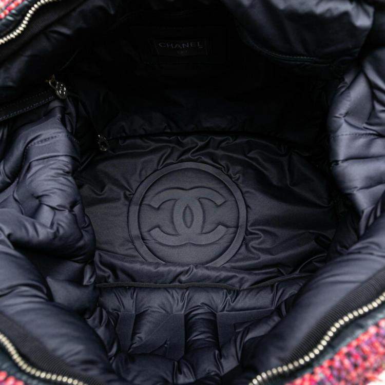 Pre Owned Chanel Navy Pink Nylon Wool Doudone Coconneige Embossed Handbag