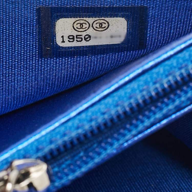 Pre Owned Chanel Royal Blue Quilted Patent Leather Boy Wallet on Chain