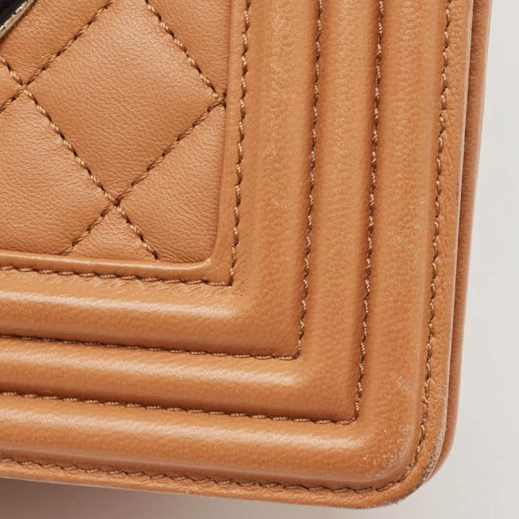 Pre Owned Chanel Brown Quilted Leather Medium Boy Flap Bag