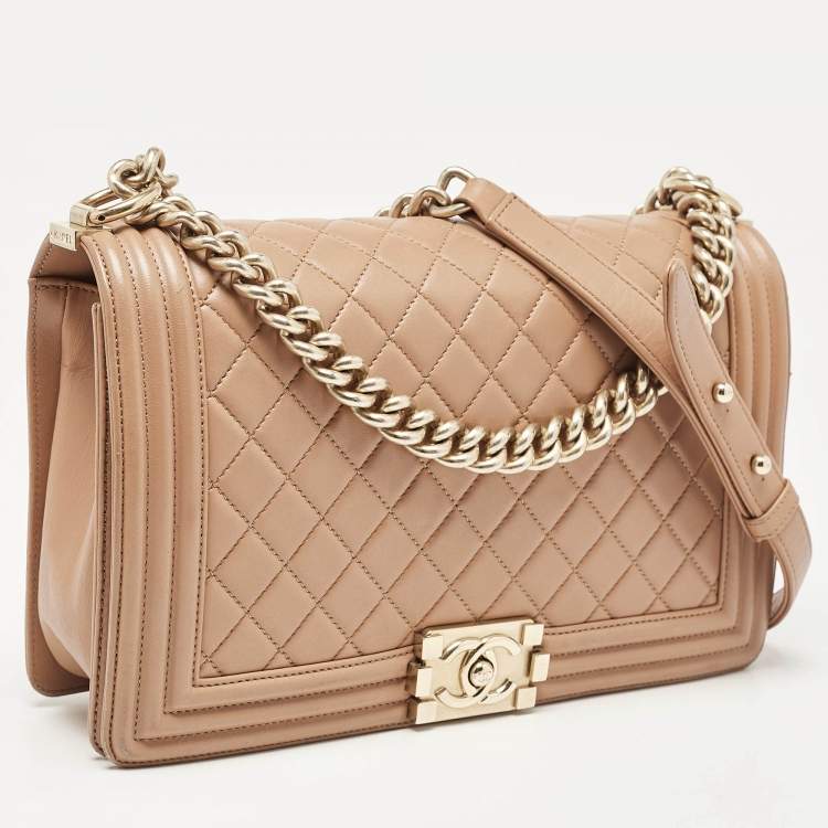 Pre Owned Chanel Beige Quilted Leather New Medium Boy Flap Bag