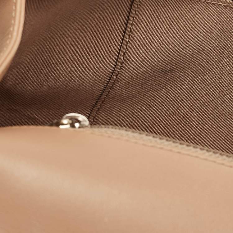 Pre Owned Chanel Beige Quilted Leather New Medium Boy Flap Bag