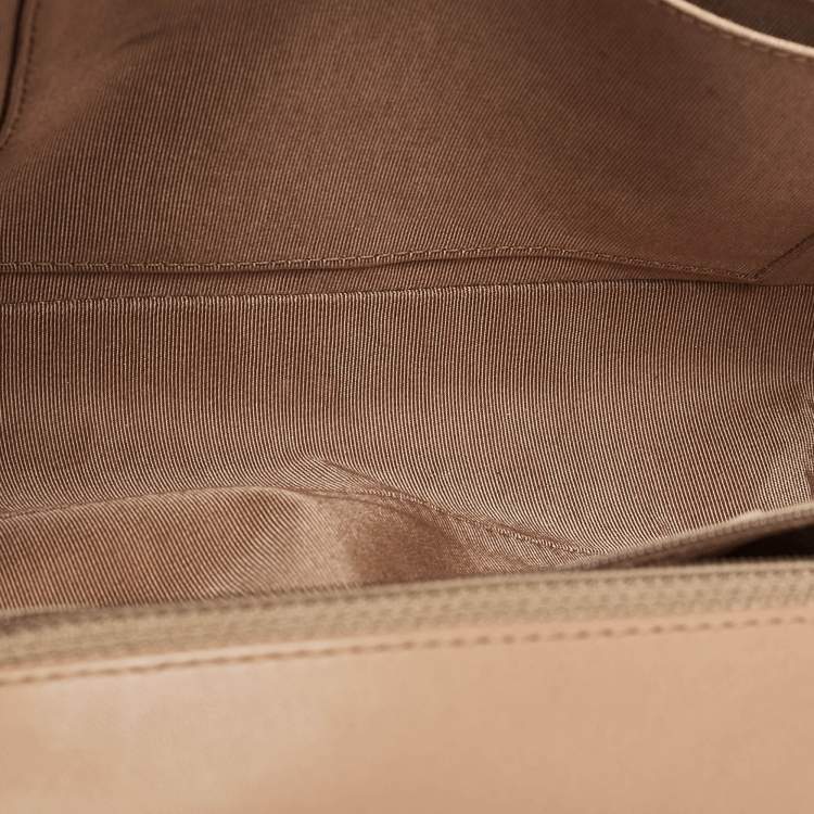 Pre Owned Chanel Beige Quilted Leather New Medium Boy Flap Bag