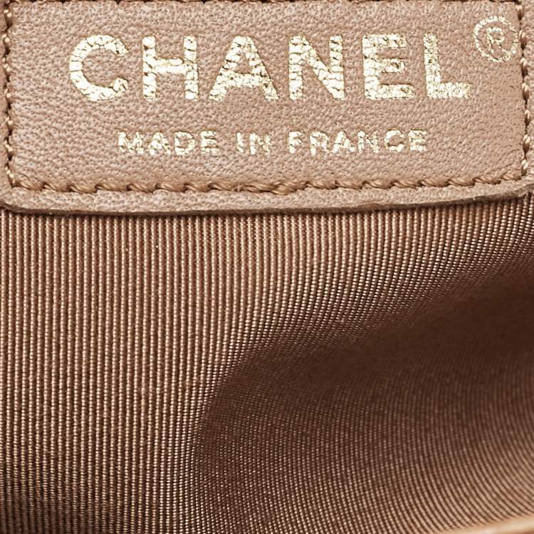 Pre Owned Chanel Beige Quilted Leather New Medium Boy Flap Bag