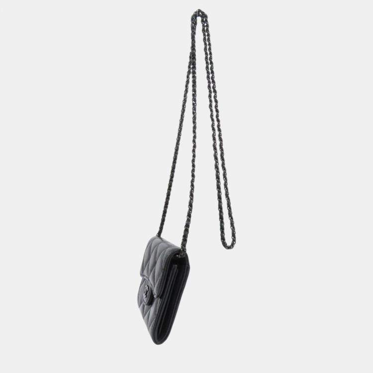 Pre Owned Chanel Black Lambskin Leather Chain Bi-Fold Wallet