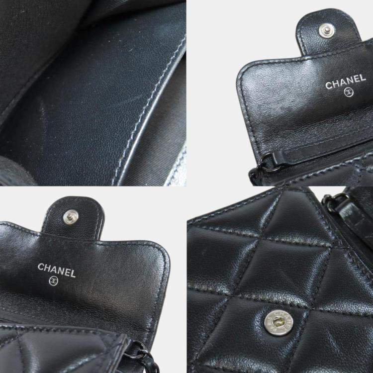 Pre Owned Chanel Black Lambskin Leather Chain Bi-Fold Wallet