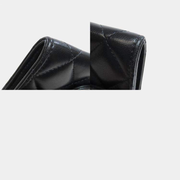 Pre Owned Chanel Black Lambskin Leather Chain Bi-Fold Wallet