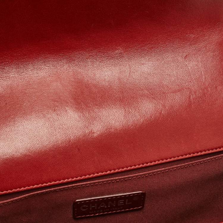 Pre Owned Chanel Red Quilted Leather Medium Boy Flap Bag