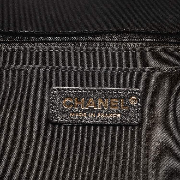 Pre Owned Chanel Black Quilted Leather CC Vanity Case Top Handle Bag