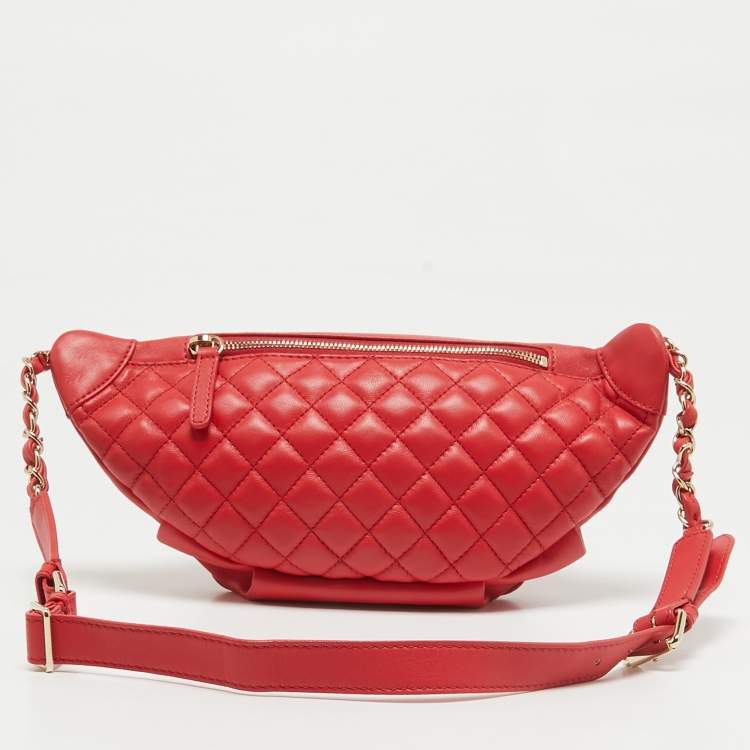 Pre Owned Chanel Red Quilted Leather Waist Bag
