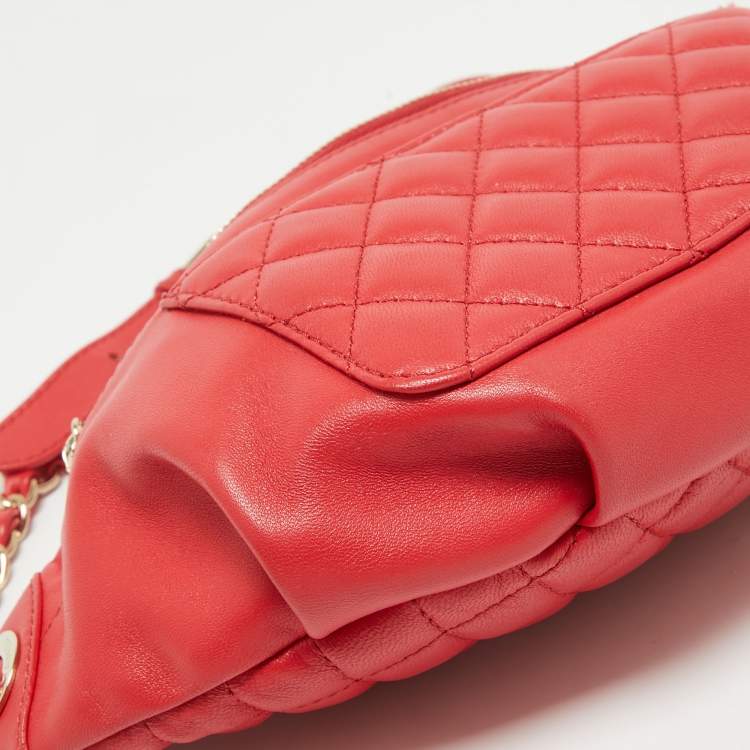 Pre Owned Chanel Red Quilted Leather Waist Bag