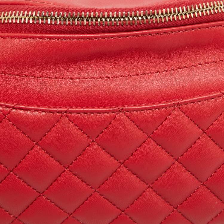 Pre Owned Chanel Red Quilted Leather Waist Bag
