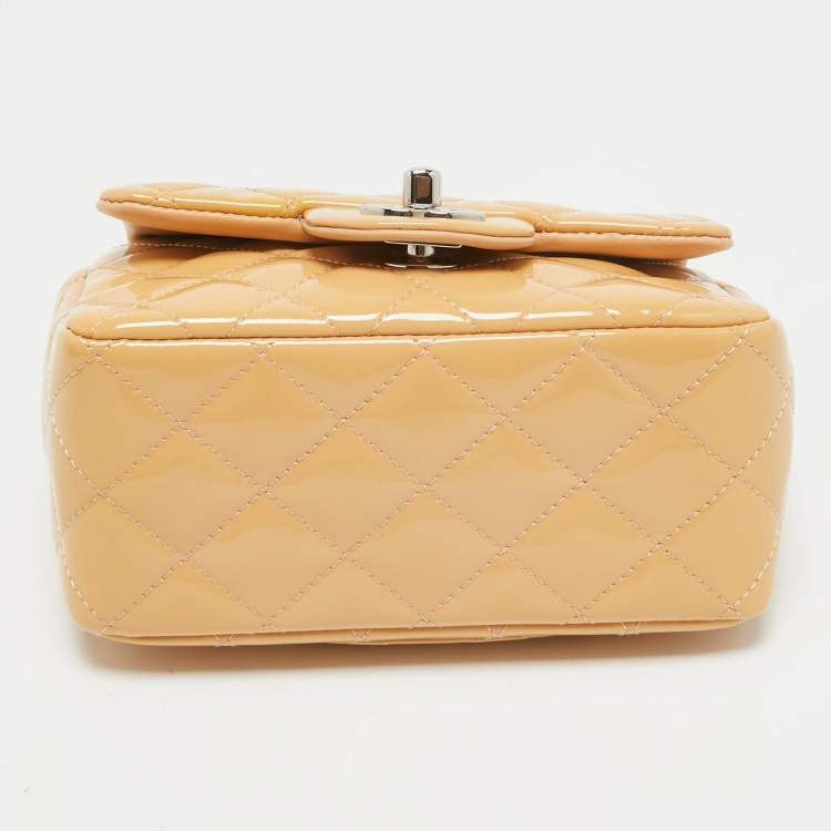 Pre Owned Chanel Beige Quilted Patent Leather Mini Square Classic Flap Bag