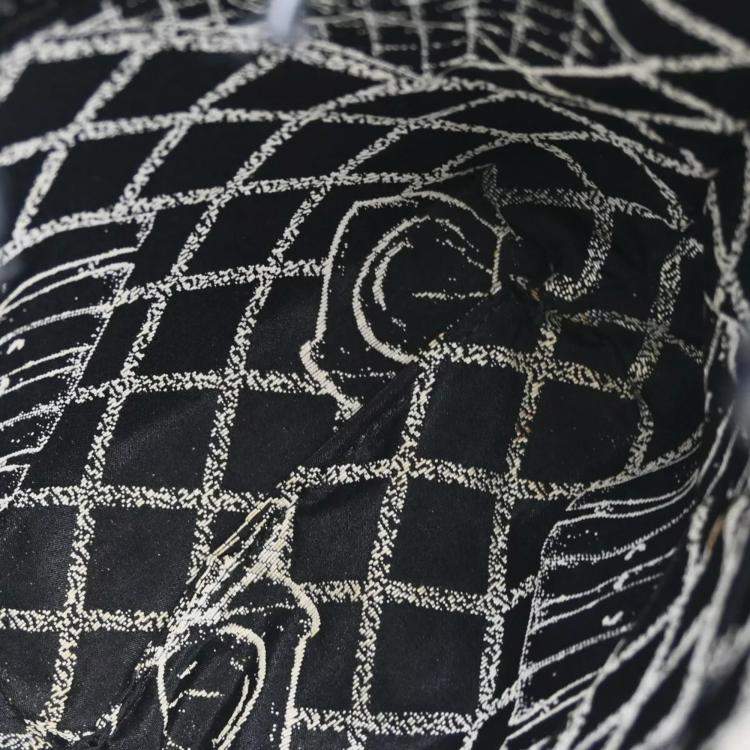Pre Owned Chanel White Calfskin Essential Tote Bag