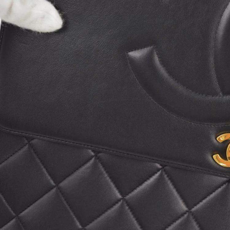 Pre Owned Chanel Black Lambskin Leather Maxi Classic Flap Jumbo Chain Shoulder Bag