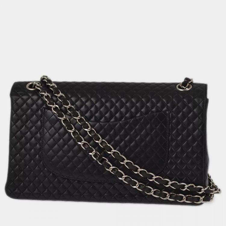Pre Owned Chanel Black Lambskin Leather Medium Classic Single Flap Bag
