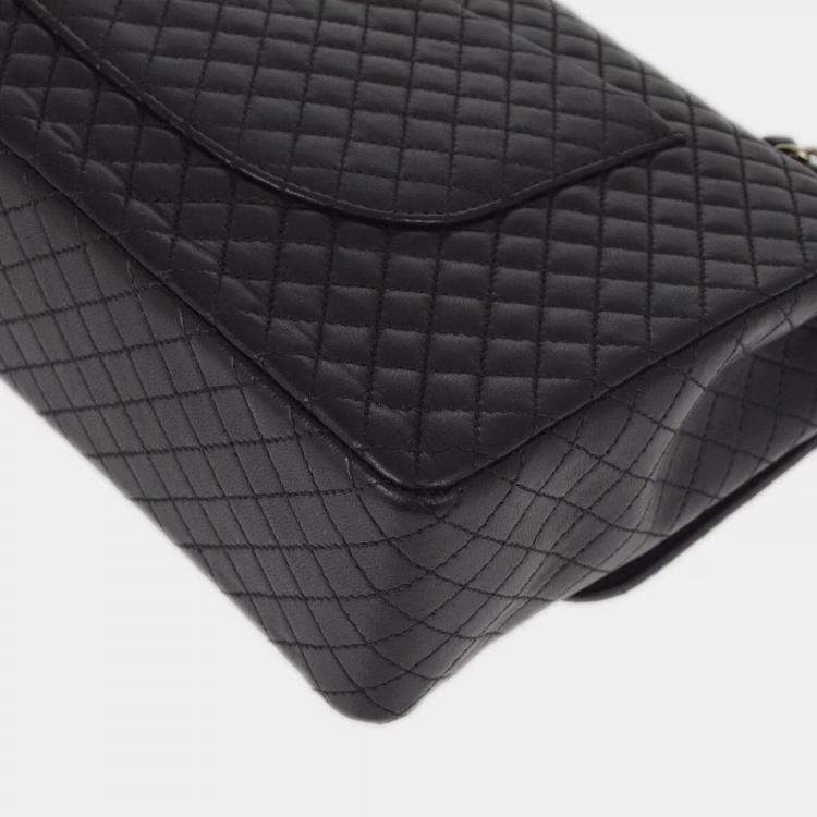 Pre Owned Chanel Black Lambskin Leather Medium Classic Single Flap Bag