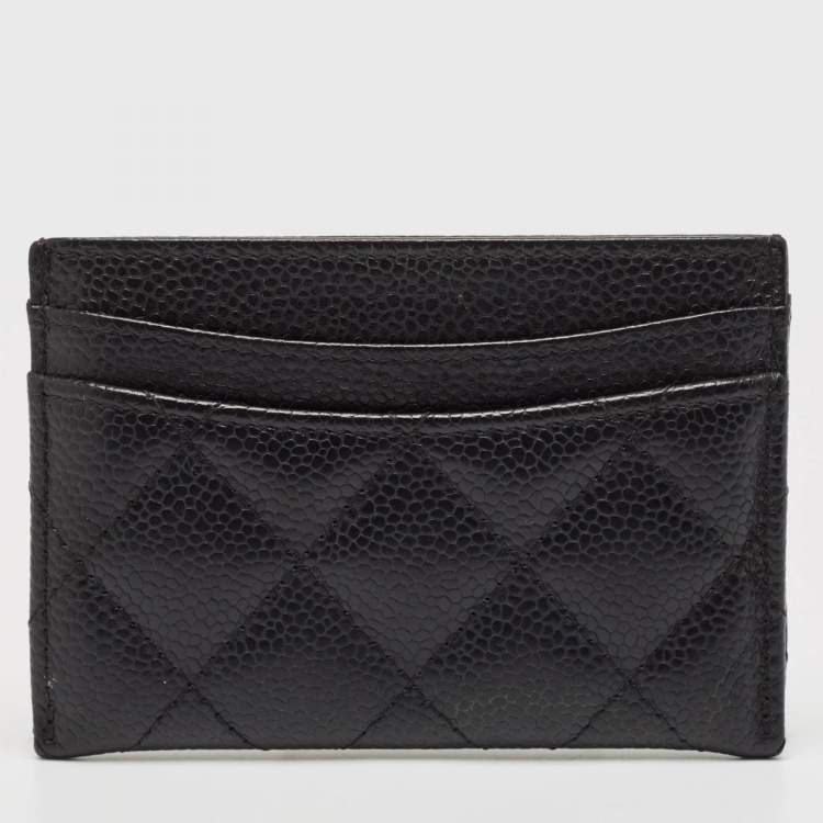 مملوكة مسبقًا Chanel Black Quilted Caviar Leather CC Card Holder