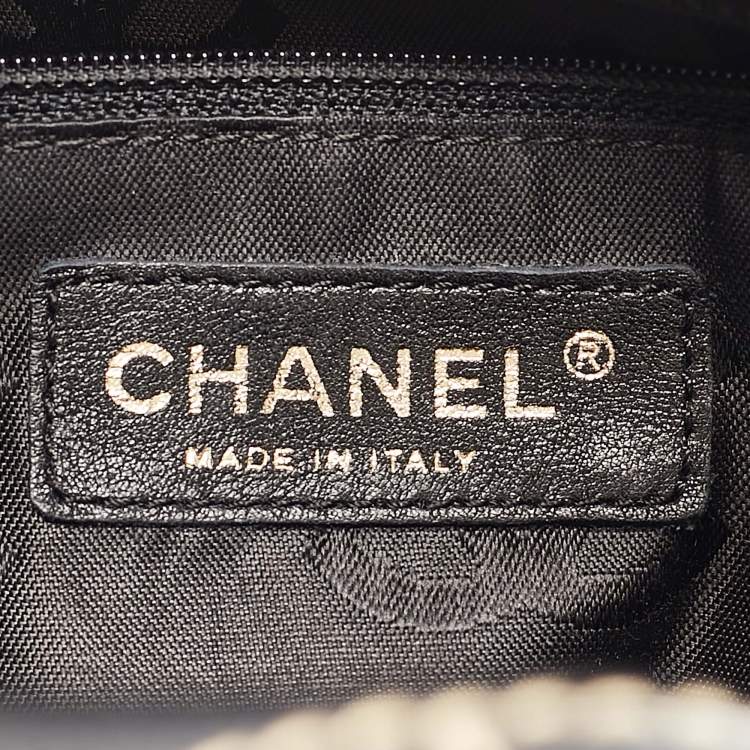 Pre Owned Chanel Black Caviar Leather Surpique CC Hobo