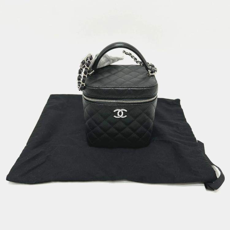 Pre Owned Chanel Black Caviar Leather Quilted Chain Bag