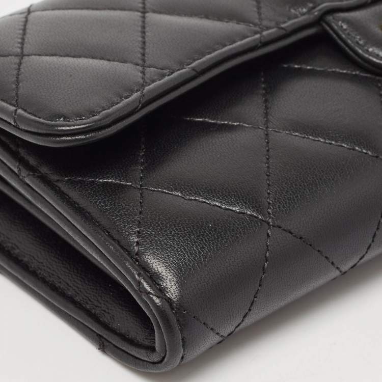 Pre Owned Chanel Black Quilted Leather Classic Flap Continental Wallet