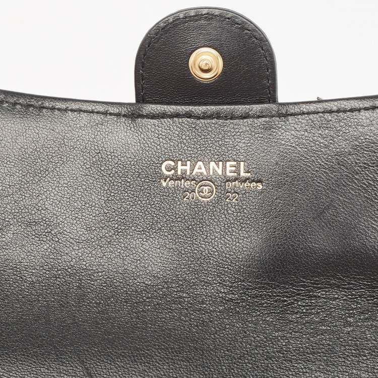 Pre Owned Chanel Black Quilted Leather Classic Flap Continental Wallet