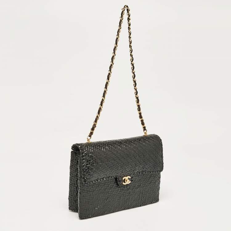 Pre Owned Chanel Black Woven Wicker Jumbo Classic Flap Bag