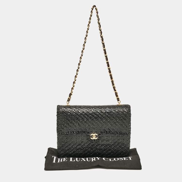 Pre Owned Chanel Black Woven Wicker Jumbo Classic Flap Bag