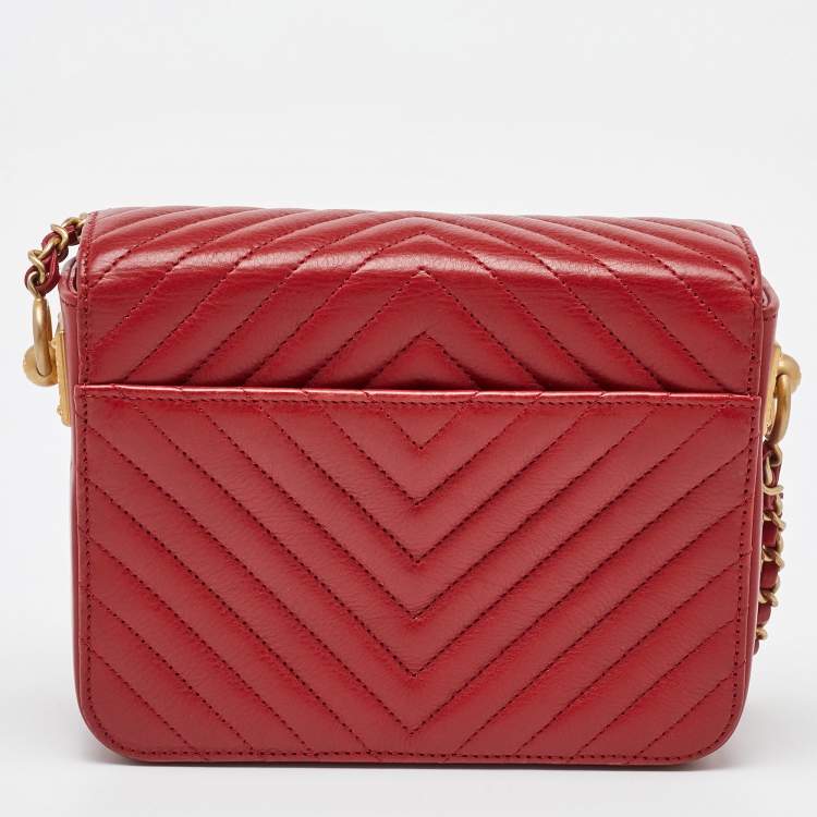 Pre Owned Chanel Red Chevron Leather Rock The Corner Minaudiere Bag