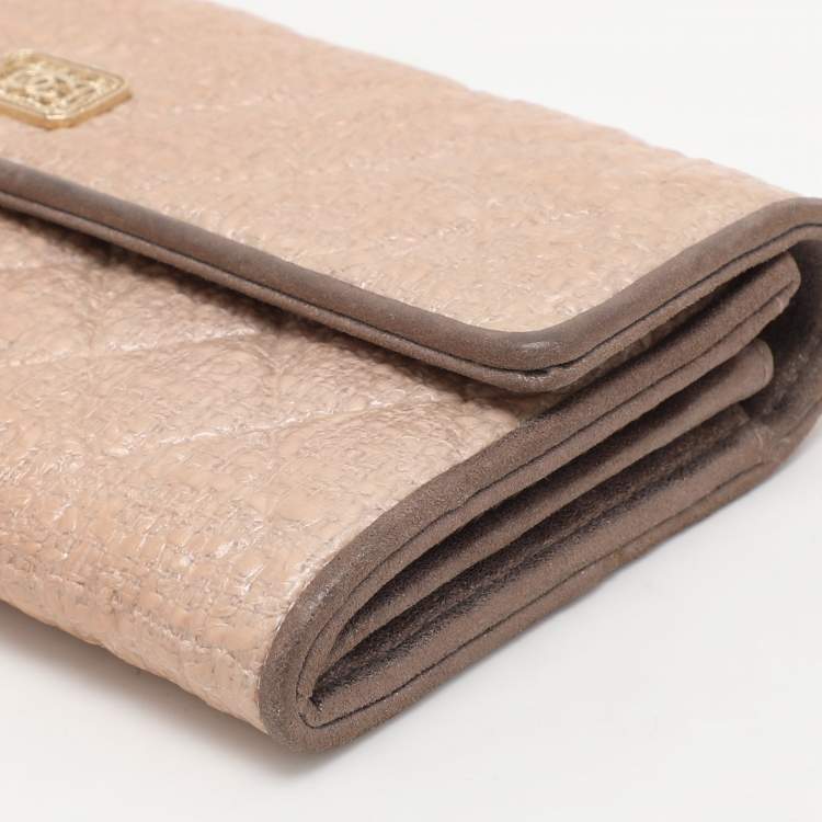 Pre Owned Chanel Beige Coated Tweed CC Flap Wallet