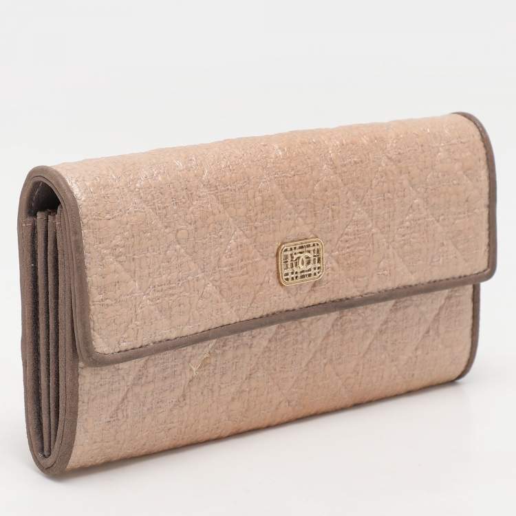 Pre Owned Chanel Beige Coated Tweed CC Flap Wallet