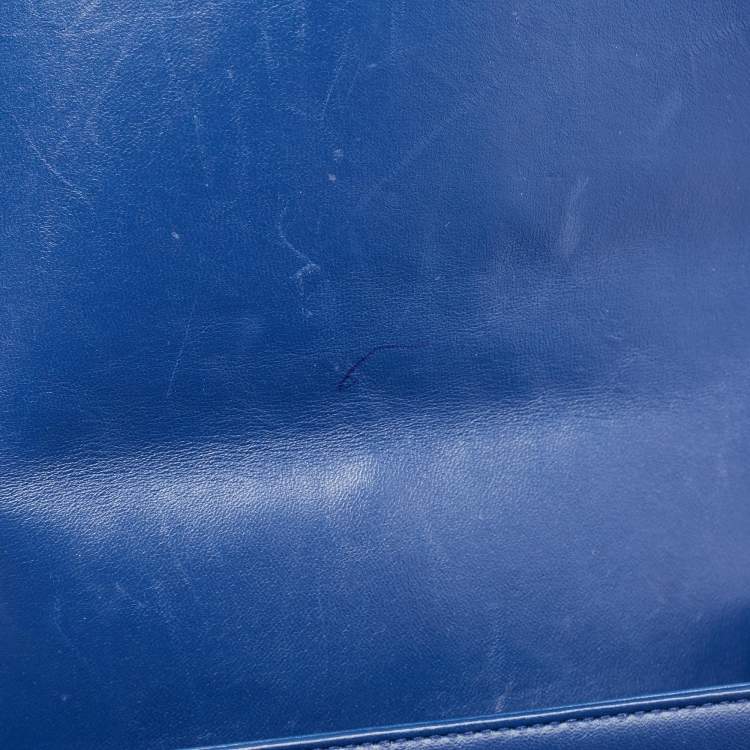 Pre Owned Chanel Navy Blue Quilted Leather Medium Boy Flap Bag