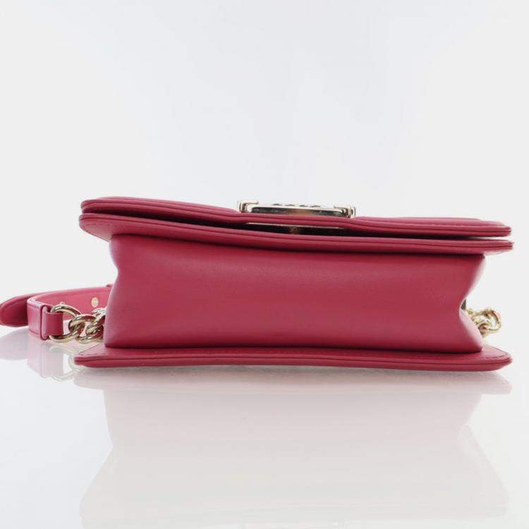 مملوكة مسبقًا Chanel Small Pink Tweed Boy Bag