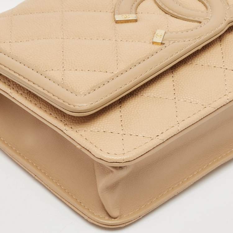 Pre Owned Chanel Beige Quilted Caviar Leather Filigree Wallet on Chain