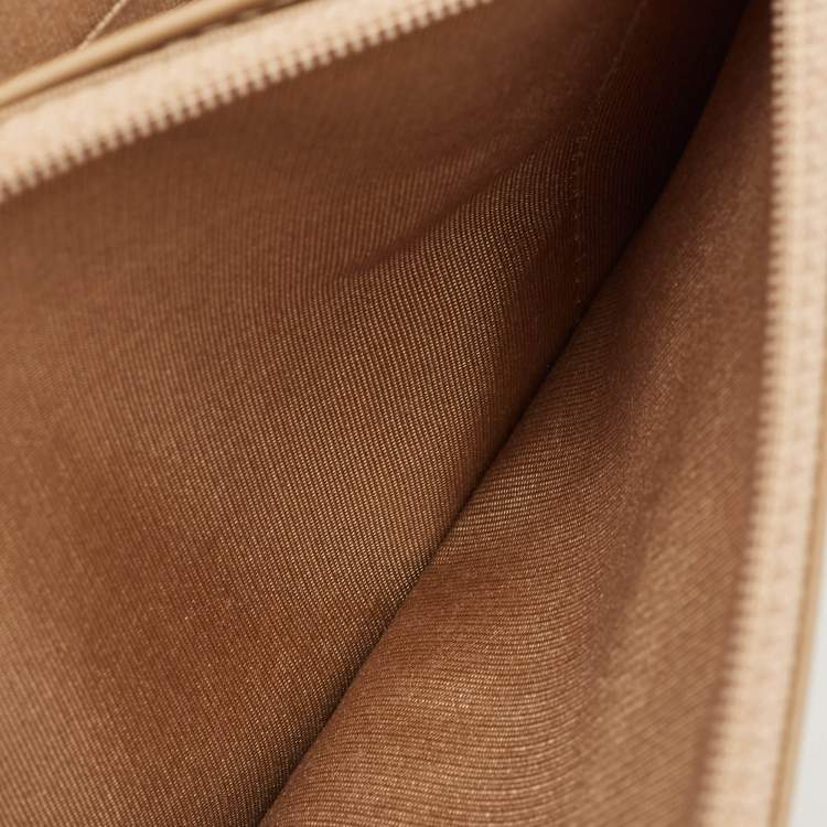 Pre Owned Chanel Beige Quilted Caviar Leather Filigree Wallet on Chain