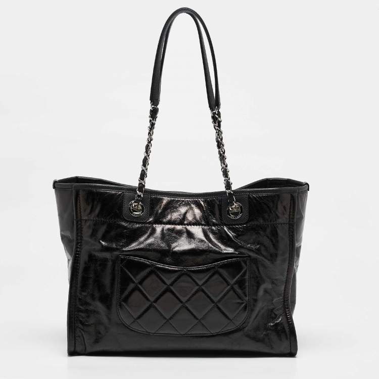 Pre Owned Chanel Black Glazed Leather Small Deauville Shopping Tote