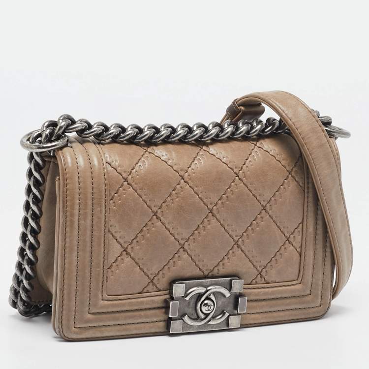 Pre Owned Chanel Beige Double Stitch Quilted Leather Small Boy Flap Bag