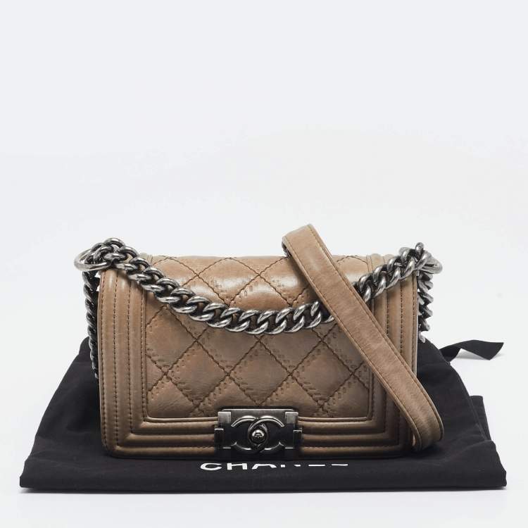Pre Owned Chanel Beige Double Stitch Quilted Leather Small Boy Flap Bag
