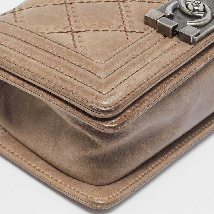 Pre Owned Chanel Beige Double Stitch Quilted Leather Small Boy Flap Bag
