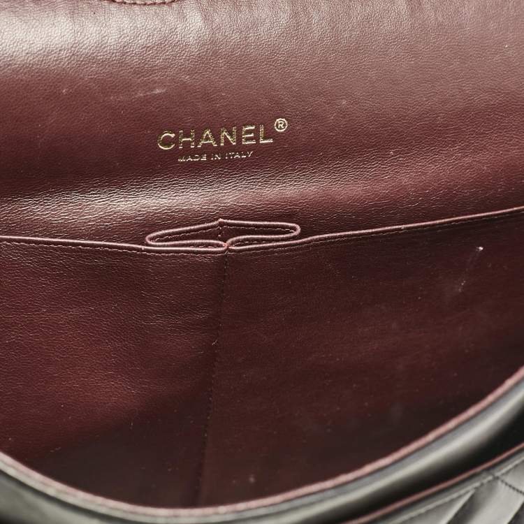 Pre Owned Chanel Black Quilted Leather Maxi Classic Double Flap Bag