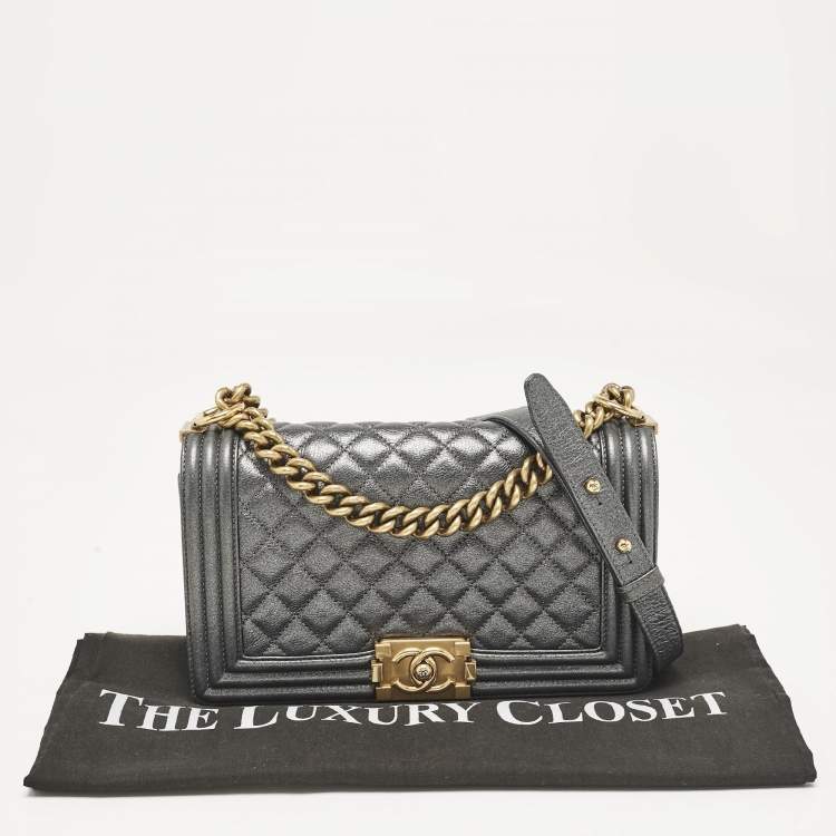 Pre Owned Chanel Metallic Grey Quilted Leather Medium Boy Flap Bag