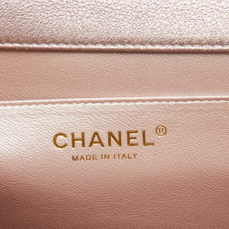 Pre Owned Chanel Metallic Pink Quilted Leather Chain Flap Clutch