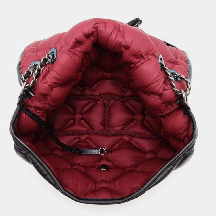 Pre Owned Chanel Black Lambskin Bubble Leather Chain Shoulder Bag