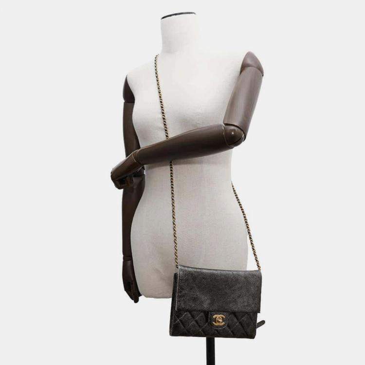 Pre Owned Chanel  Silver/Black Cc Logo Turnlock Chain Leather Shoulder Bag