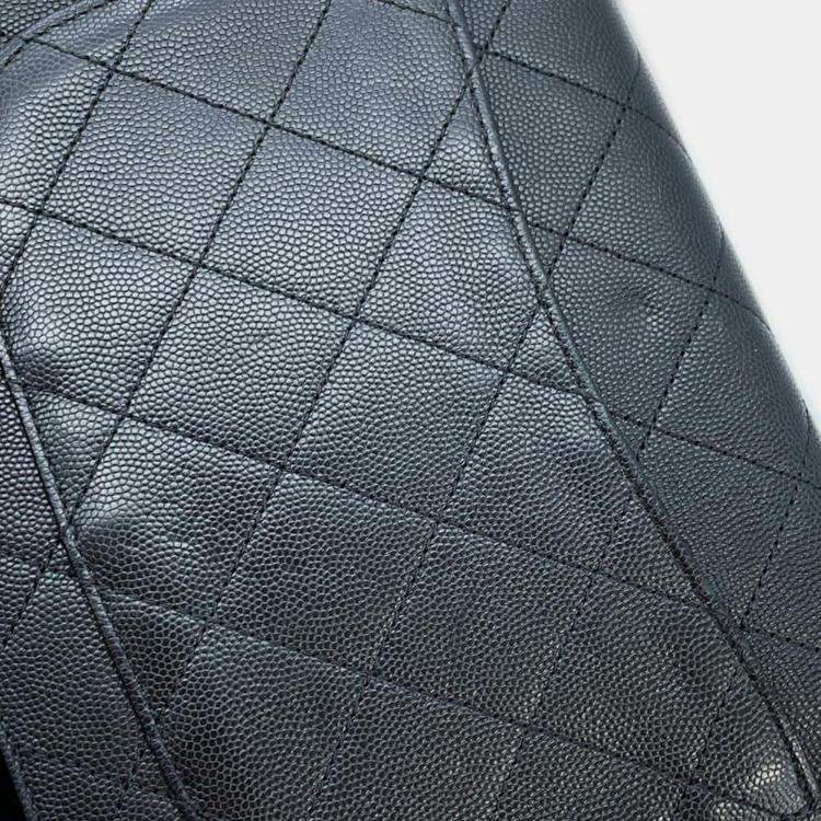 Pre Owned Chanel Matelasse Cc Logo Chain Black Caviar Leather Suede Shoulder Bag
