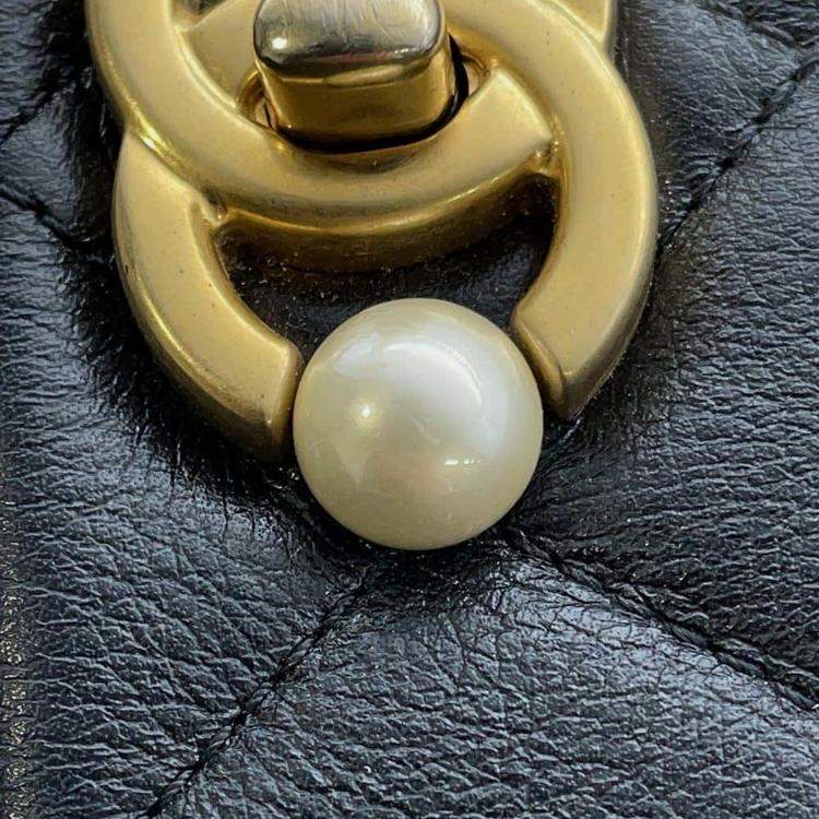 Pre Owned Chanel Black Calf Leather CC Pearl Shoulder Bag
